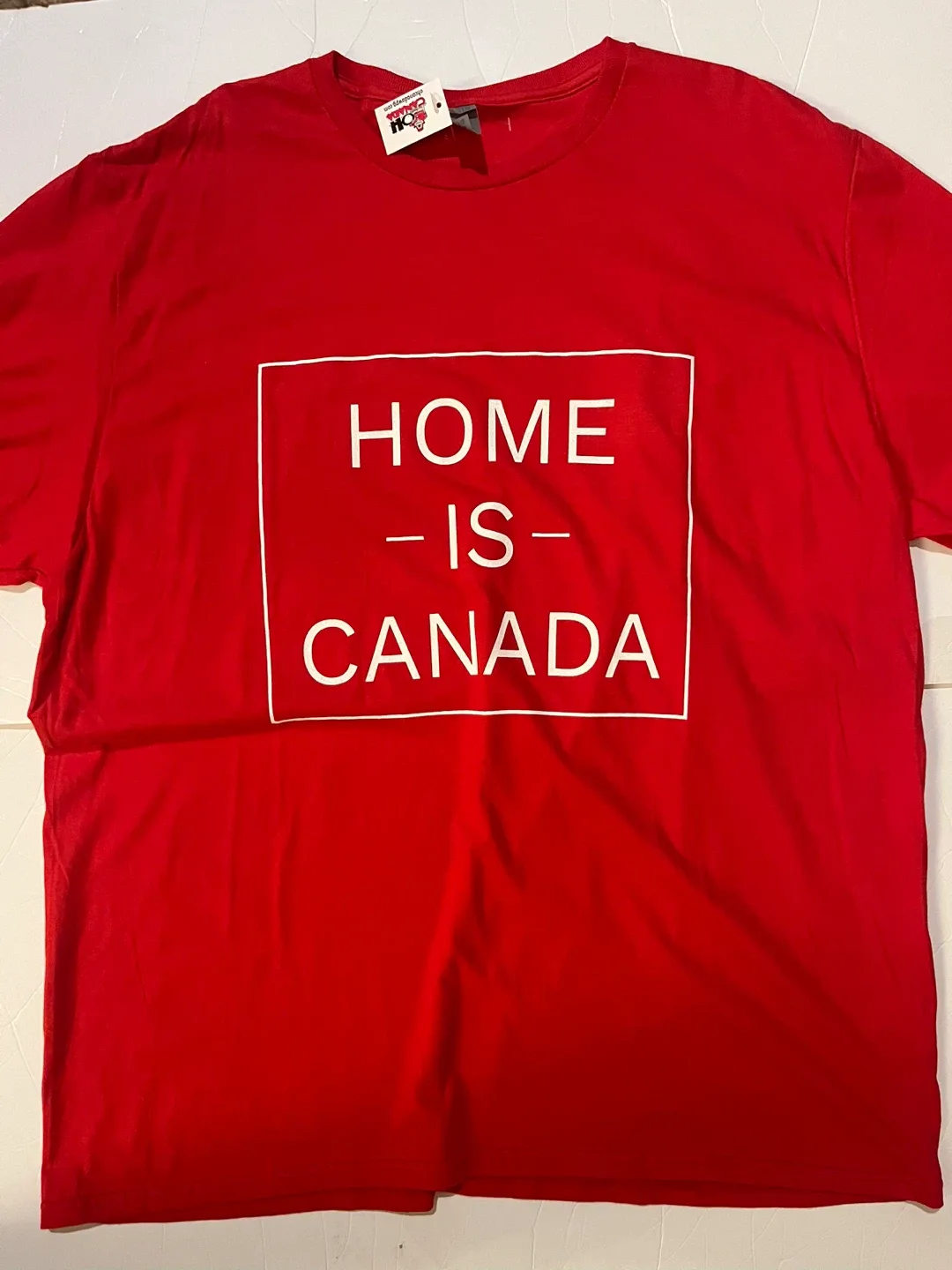Canada shirt red  "Home is Canada" XXL new with tag