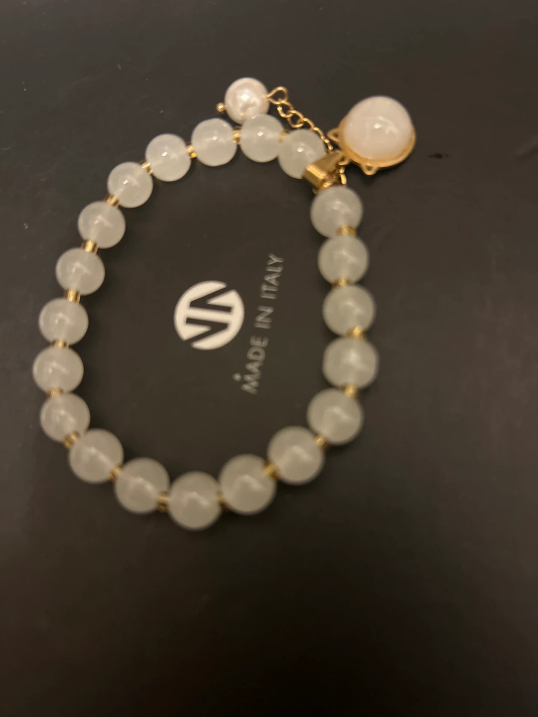 Beaded Bracelet with Pearl Accent ⚽