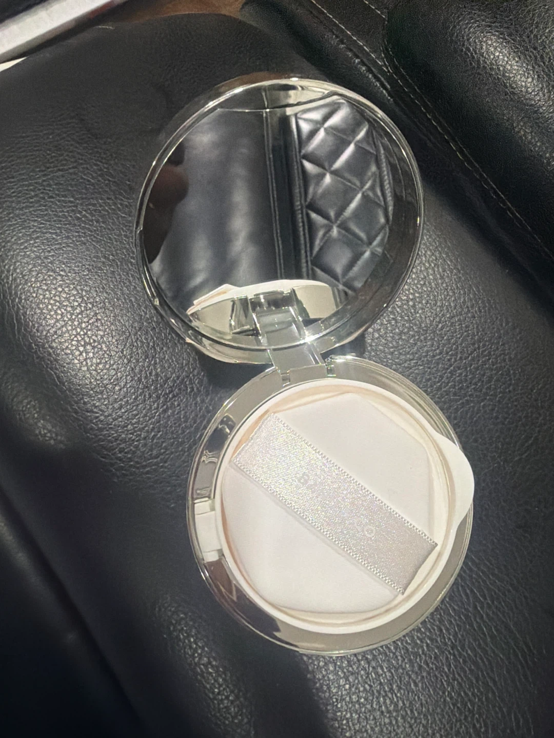 BANILA CO Cushion Foundation - photo 2