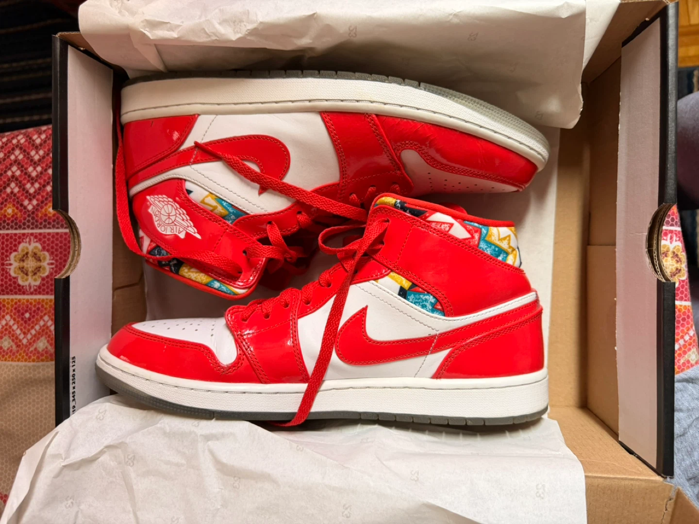 Jordan 1 Mid Barcelona Sweater