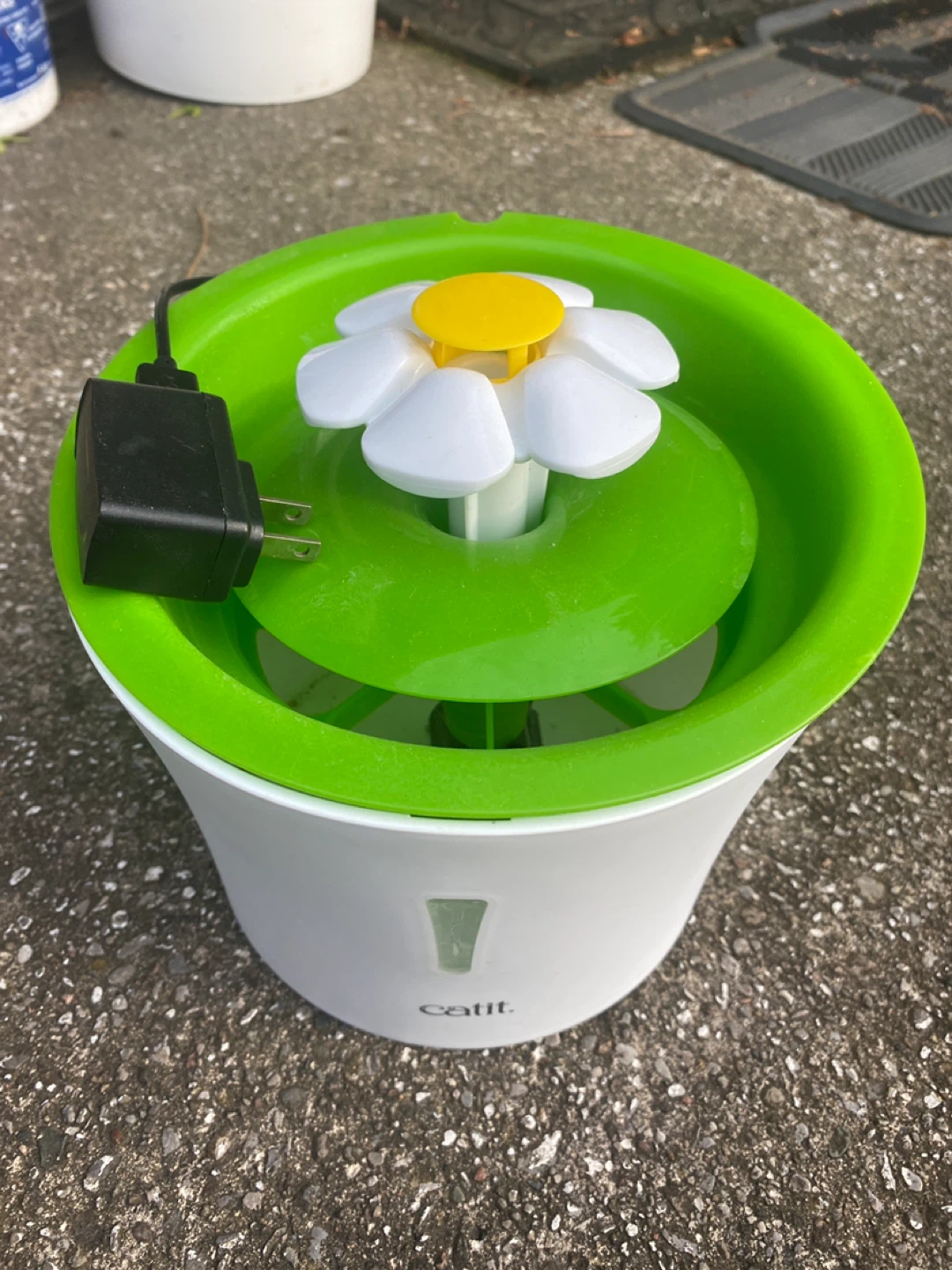 Catit Flower Fountain ⚽️ Pet Water Dispenser