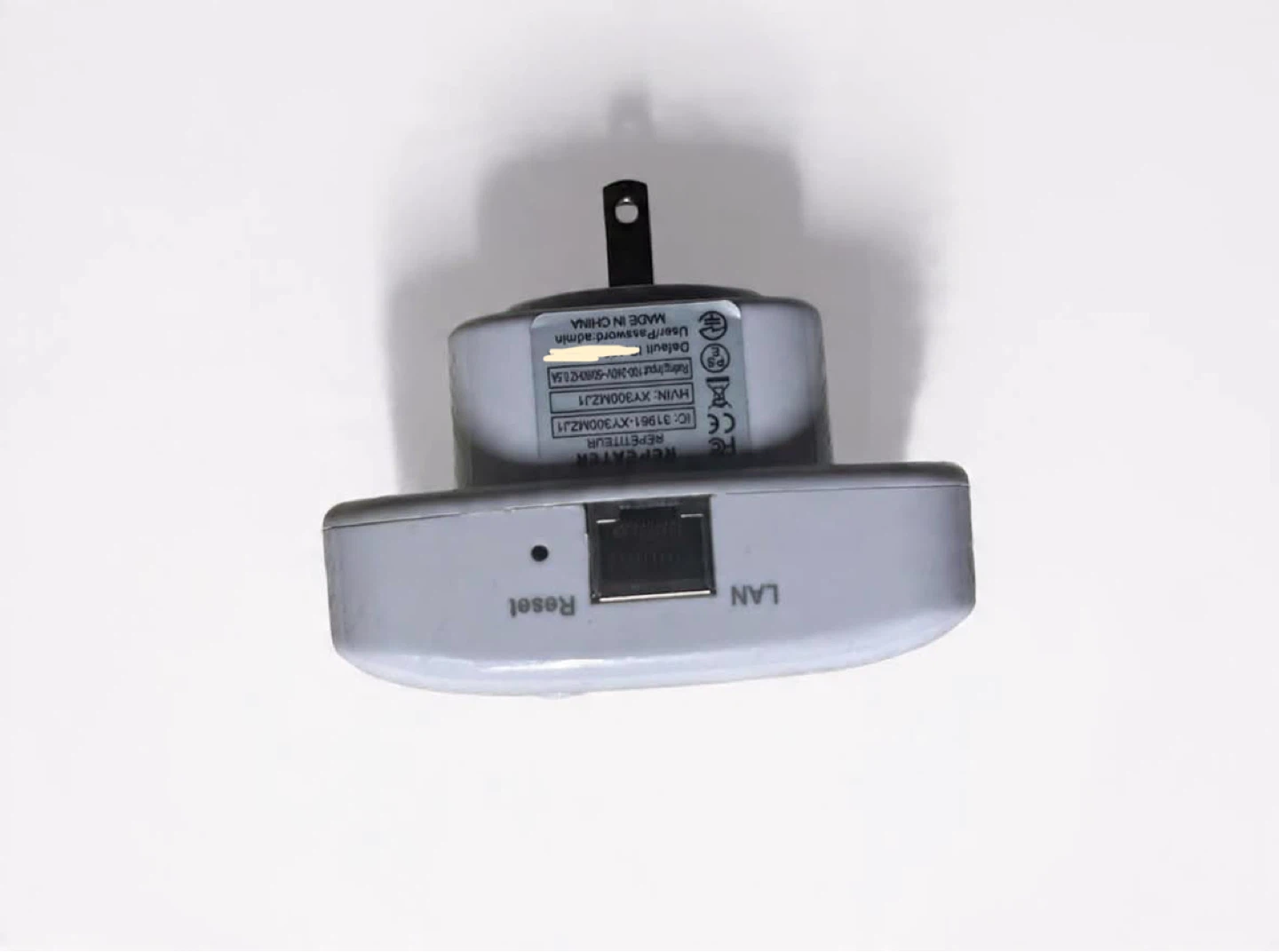 WiFi Repeater / Range Extender - photo 3