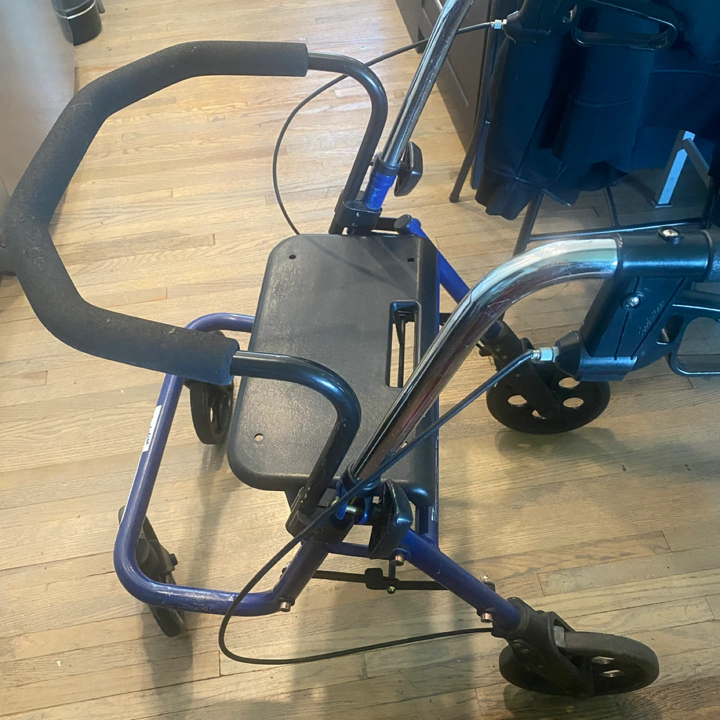 Evolution Walker with Seat