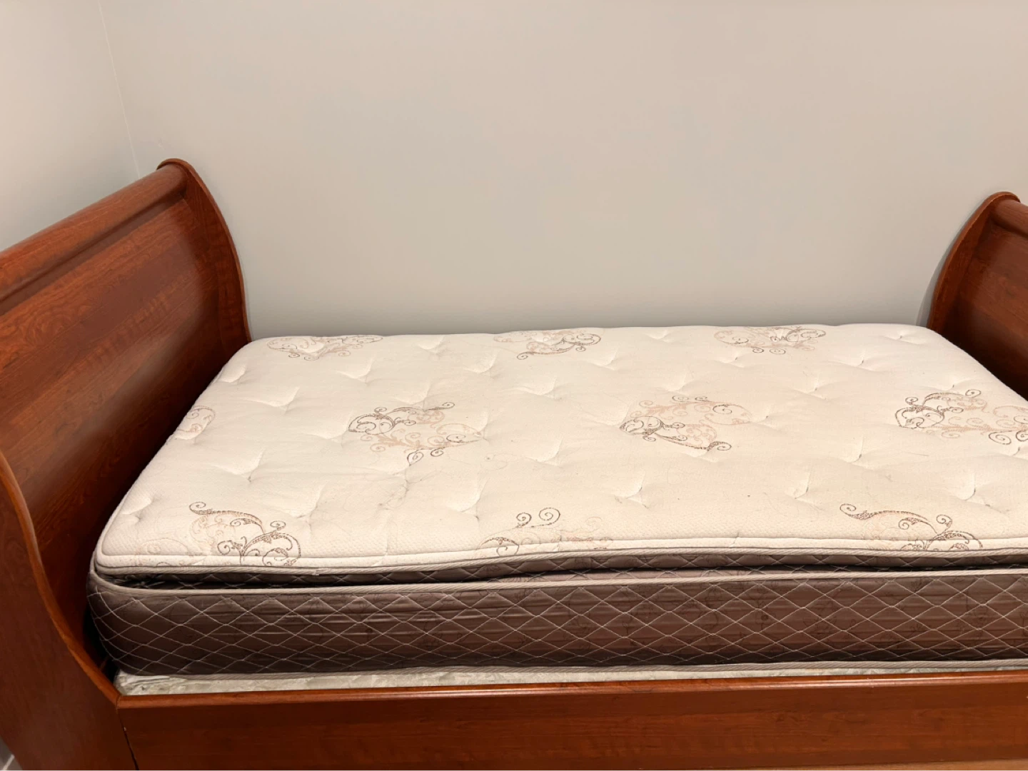 Single/twin  Bed Frame with Mattress