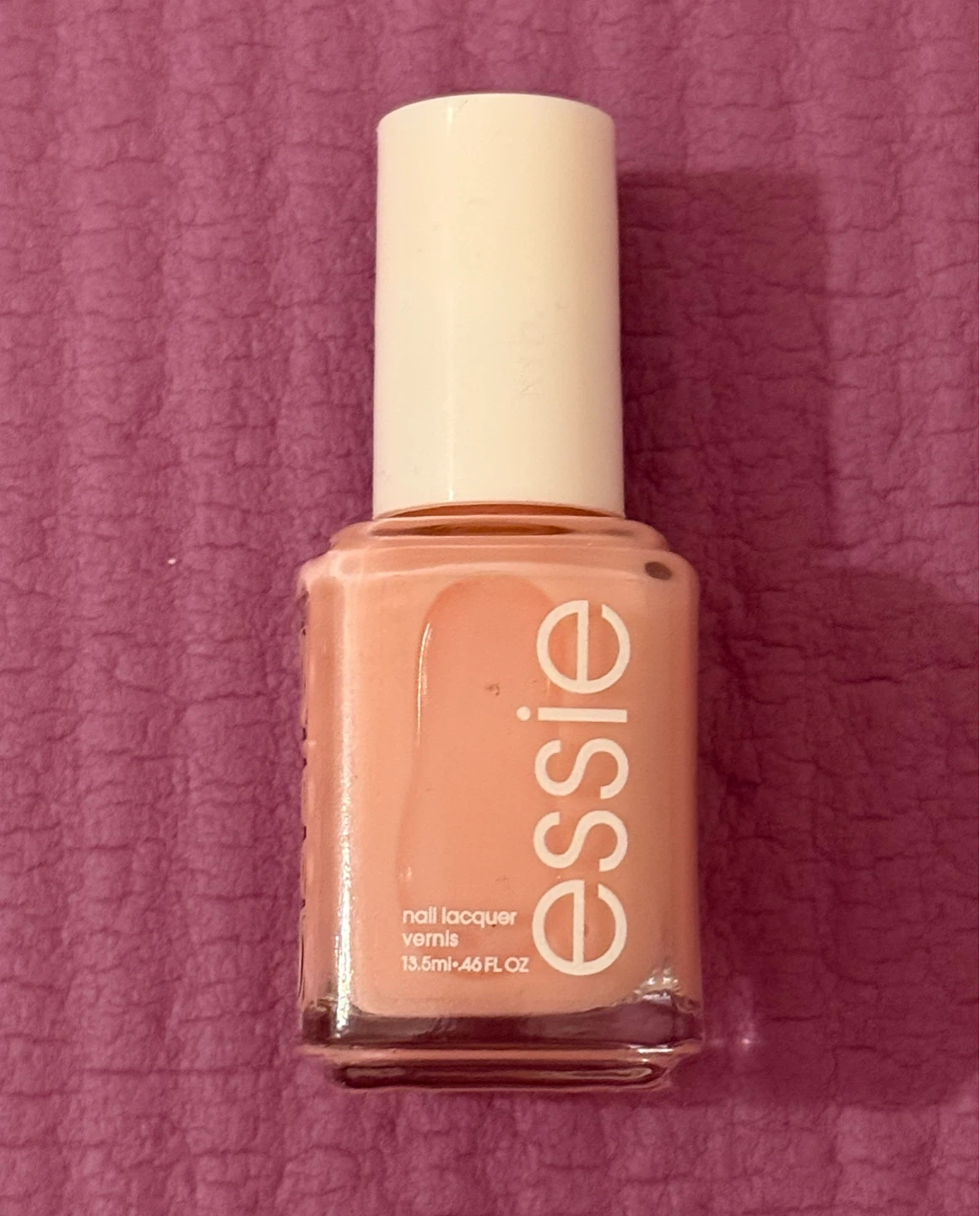 NEW⚽️Essie Nail Lacquer "sugar daddy" 160