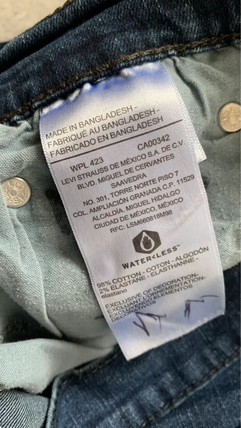 Levi Strauss Ladies Size 32 X 30 S47 Regular Taper Jeans ⚽️ - photo 5