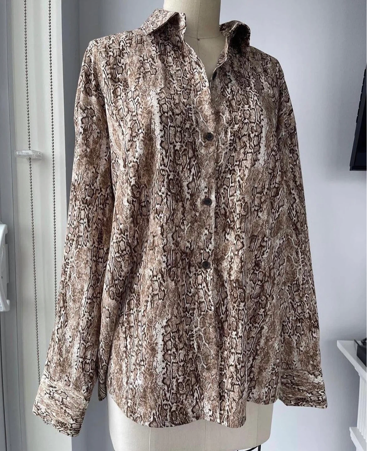 ⚽️Oak + Fort Blouse size medium