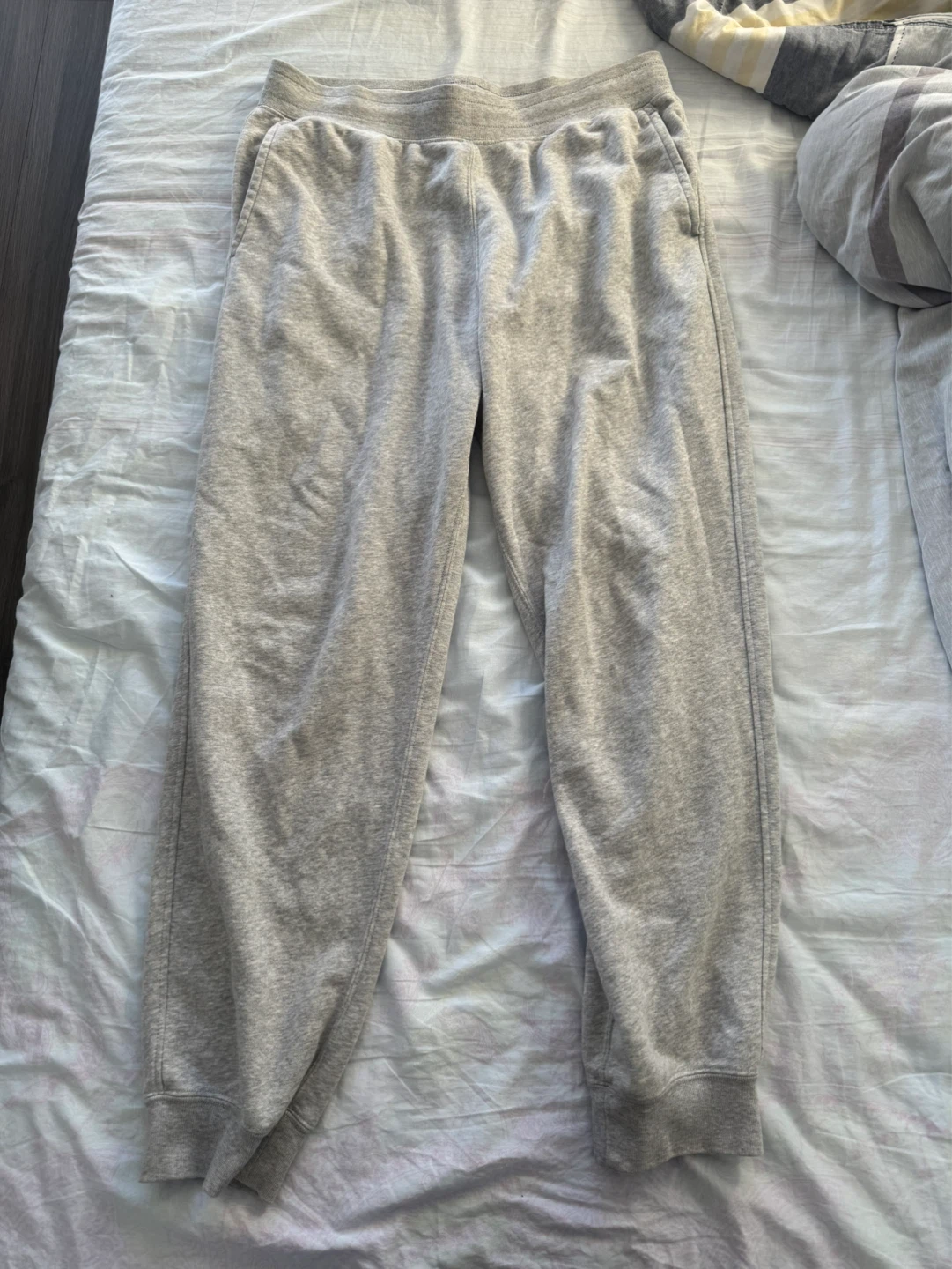 uniqlo jogger