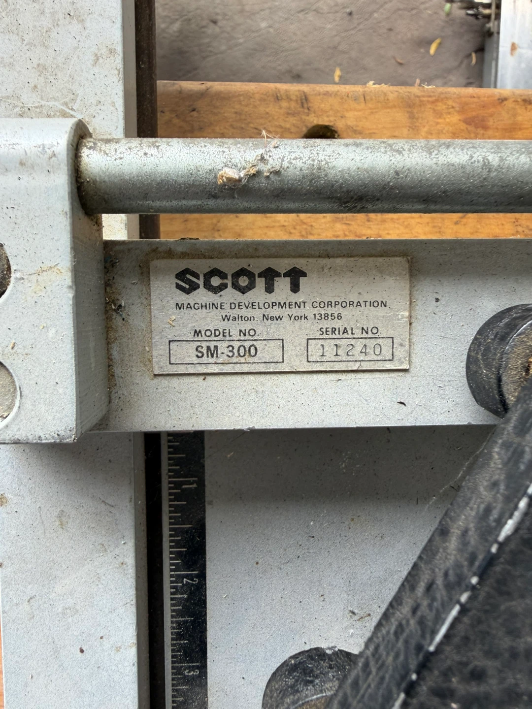 Scott SM-300 engraver