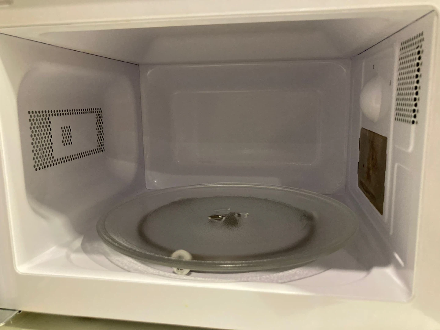 Tillreda WHITE Microwave Oven