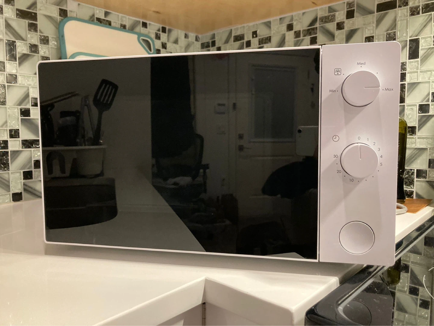 Tillreda WHITE Microwave Oven - photo 3