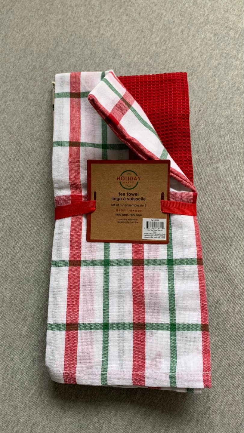 ‘Holiday Market’ Brand Tea Towels Set of 3 - Brand New ⚽️ - photo 2