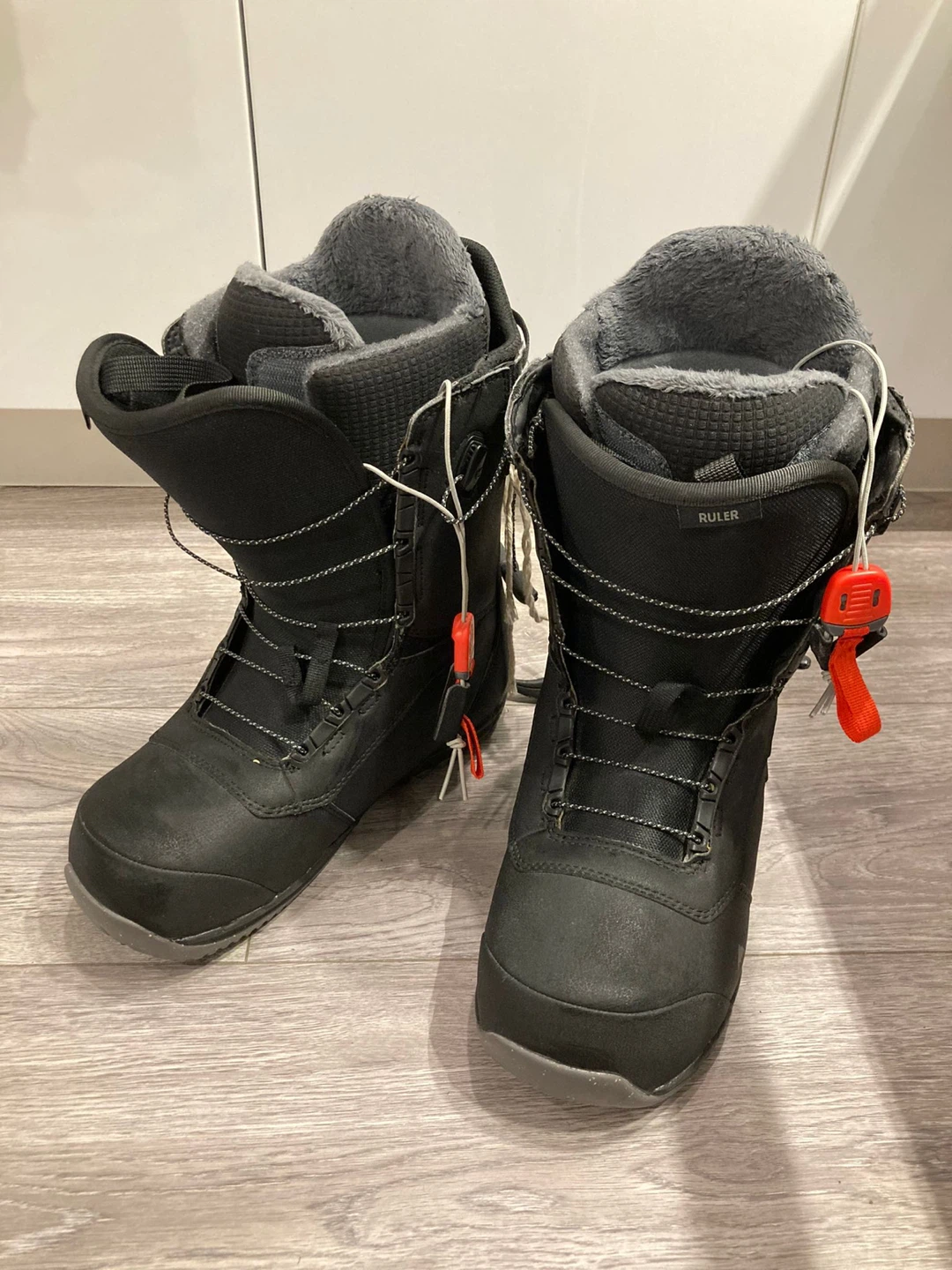 Burton Ruler Wide Snowboard Boots - Men's Size 9 - photo 4