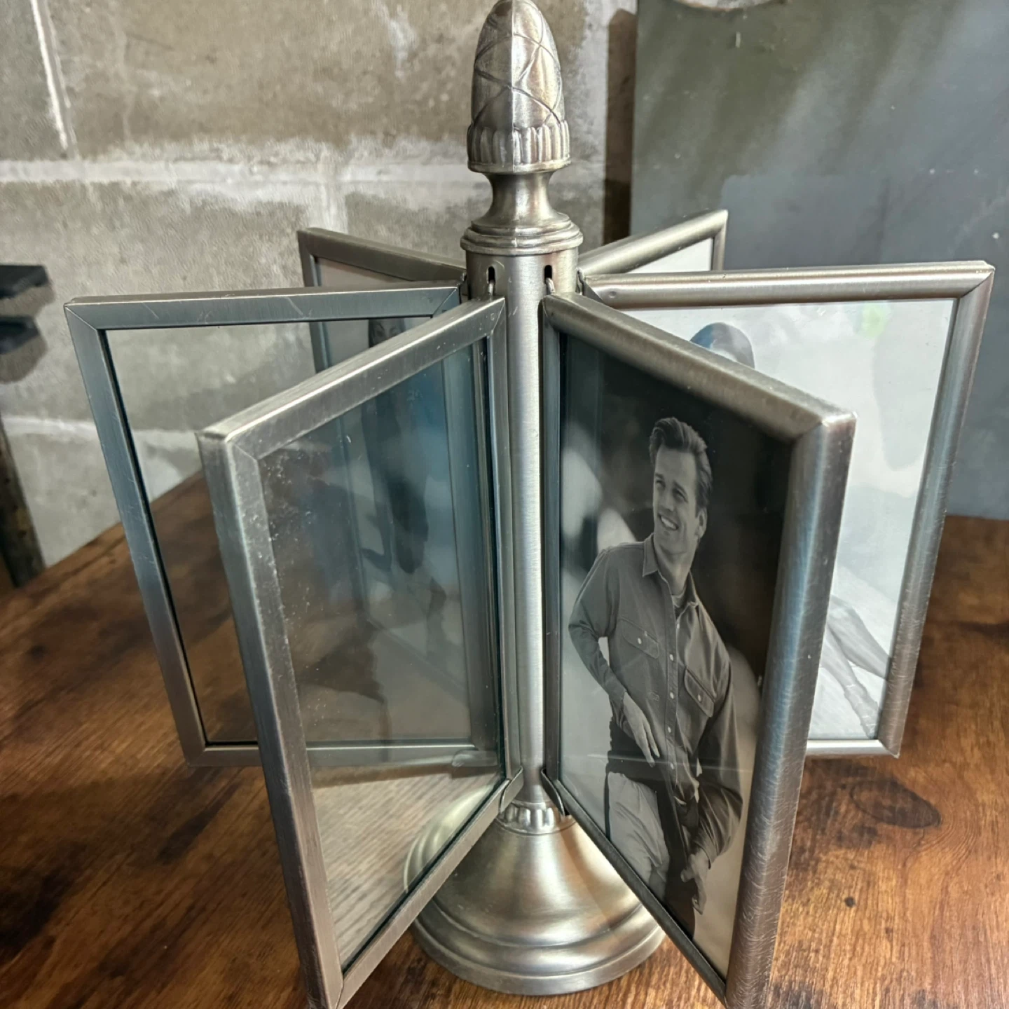 Royal Limited Vintage Picture Frame Silver Holds 12 Photos Spins - photo 2