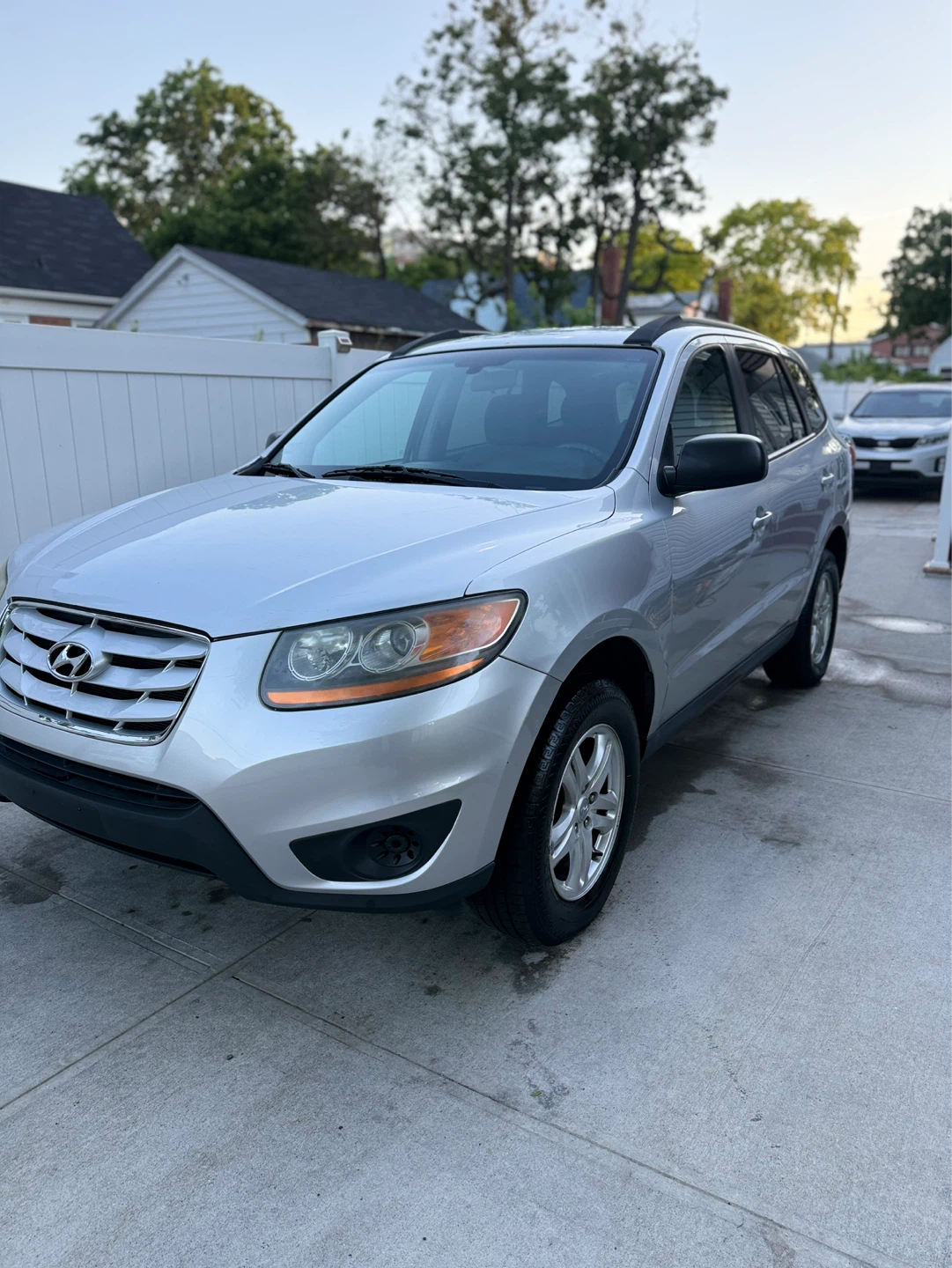 2011 Hyundai Santa FE GLS 163k miles - photo 2