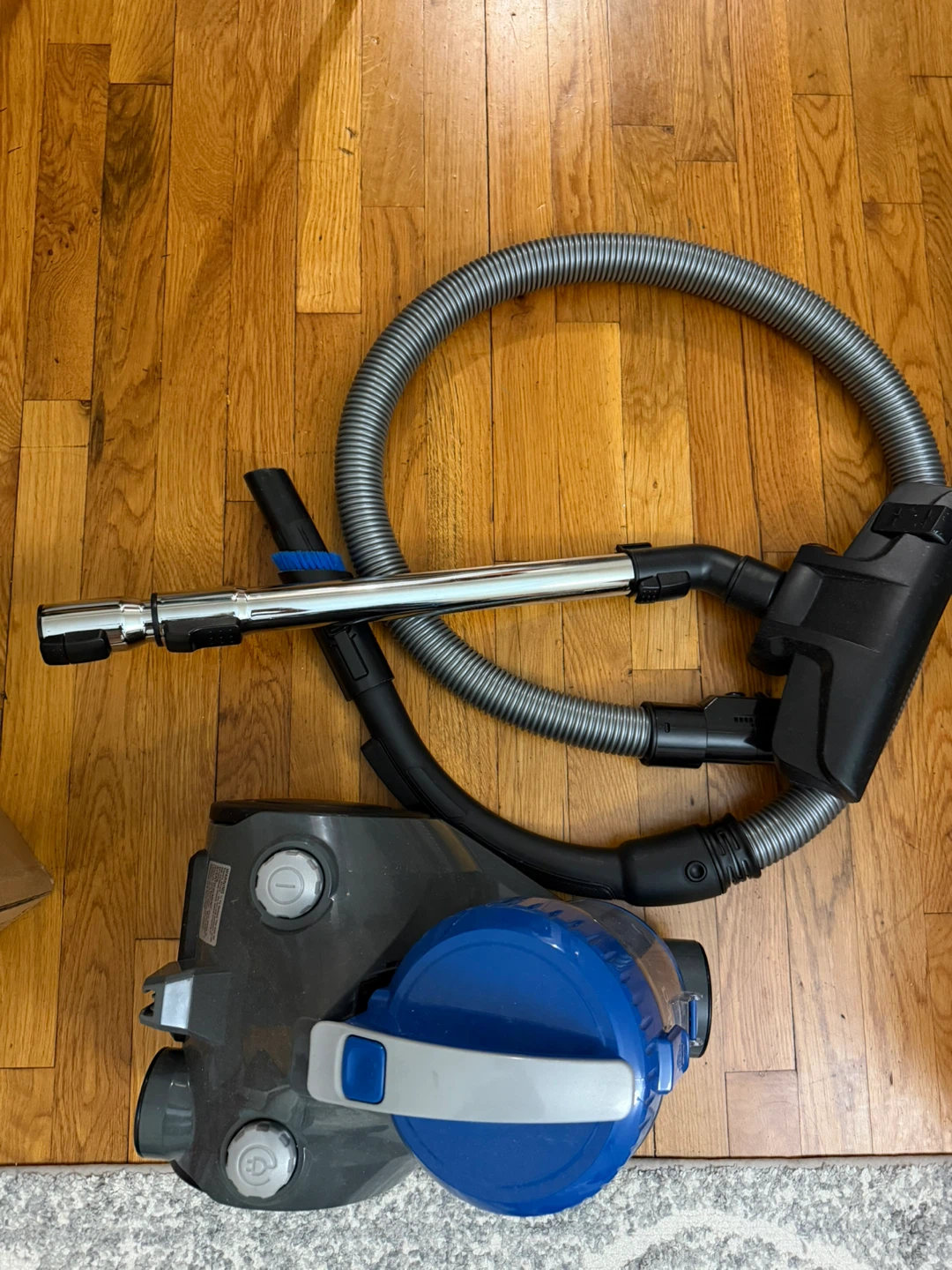 Eureka Whirlwind Bagless Canister Vacuum NEN110A - photo 2