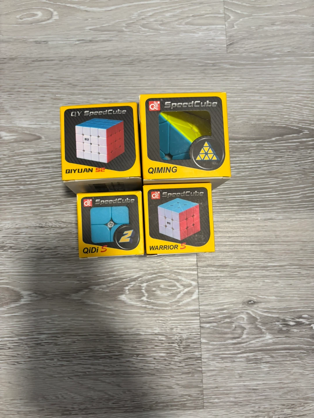 QY SpeedCube Bundle - Pyraminx, 3x3, 2x2, 4x4