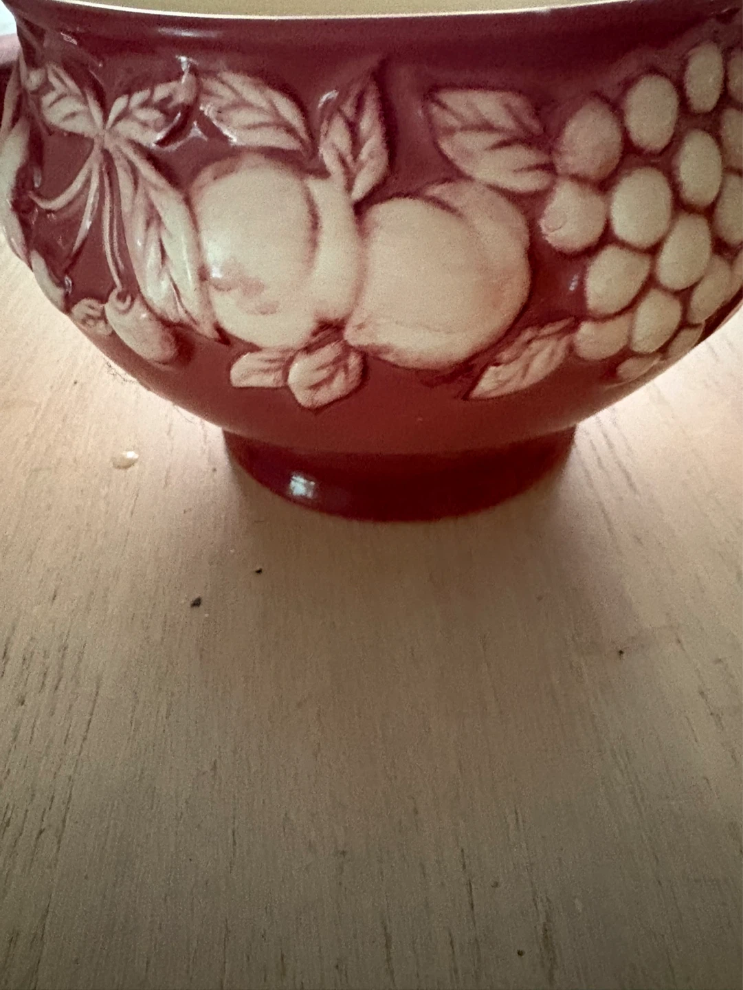 Vintage Berry & Fruit Embossed Ceramic Bowl with Lid - photo 3