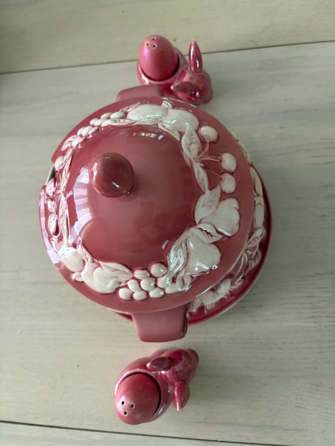 Vintage Berry & Fruit Embossed Ceramic Bowl with Lid