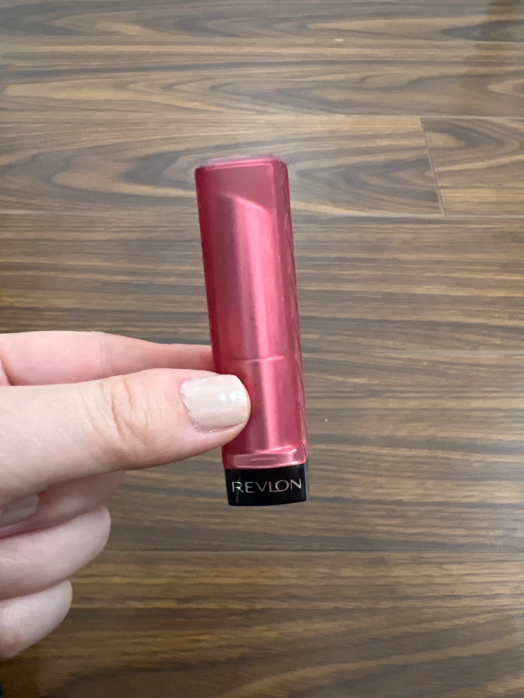 ⚽️ Revlon Colorburst Lip Butter "Raspberry Pie" 010
