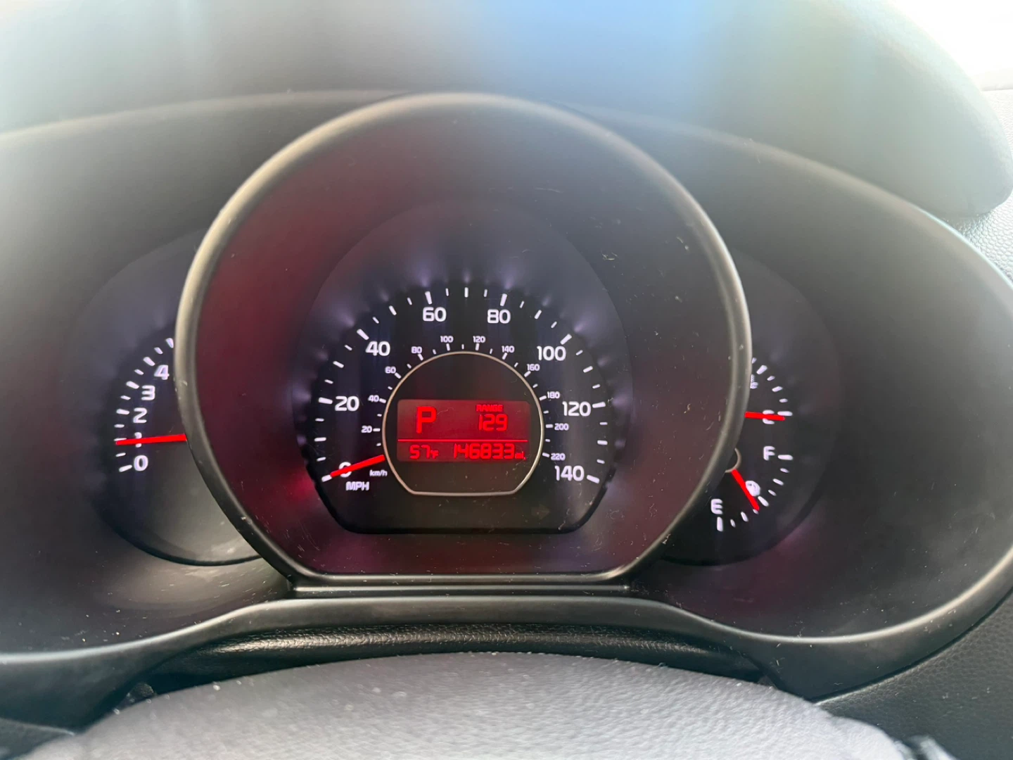 Red 2015 Kia Soul Base with 146,833 miles - photo 5
