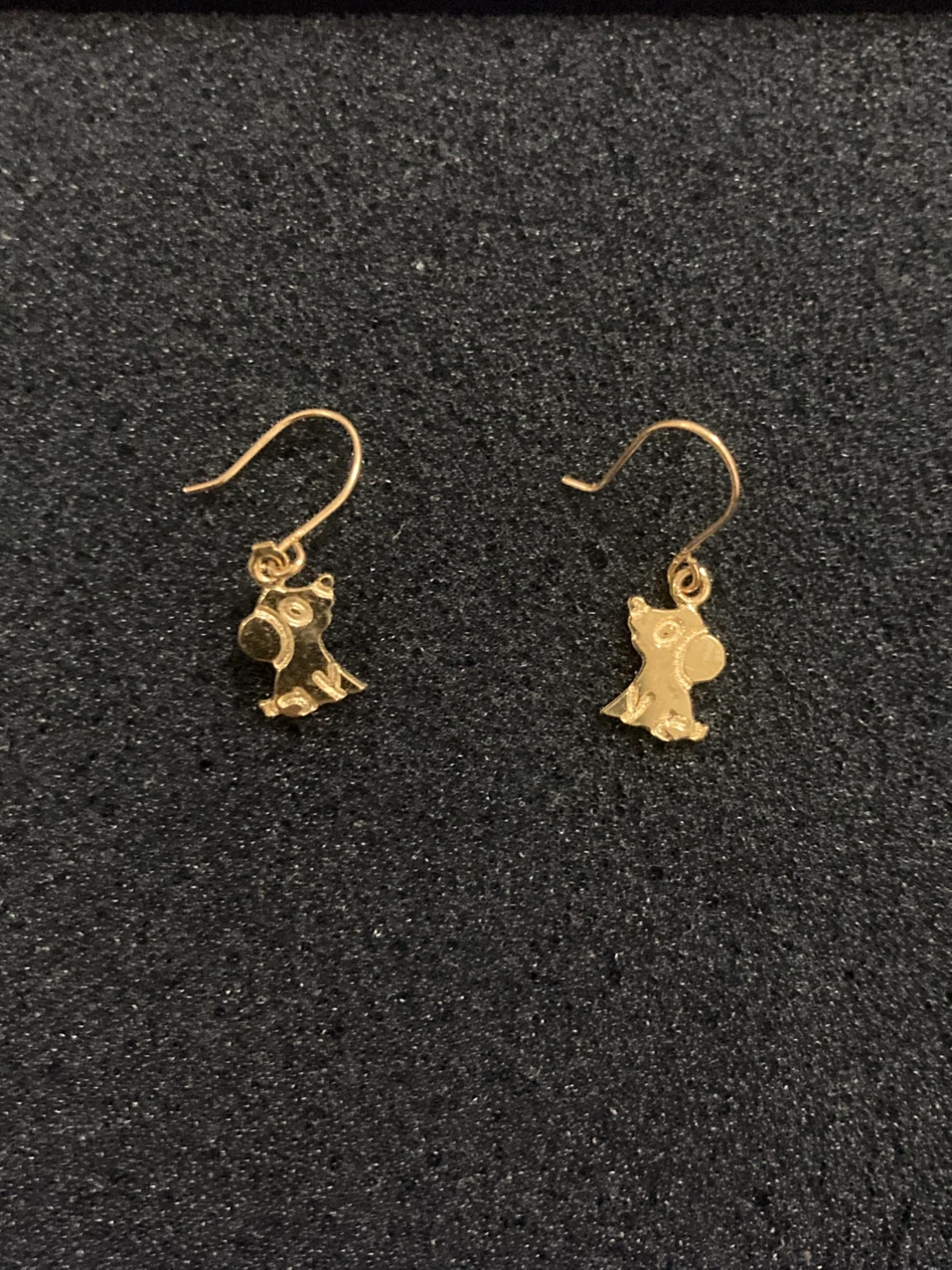 14k Gold Dog Earrings⚽️