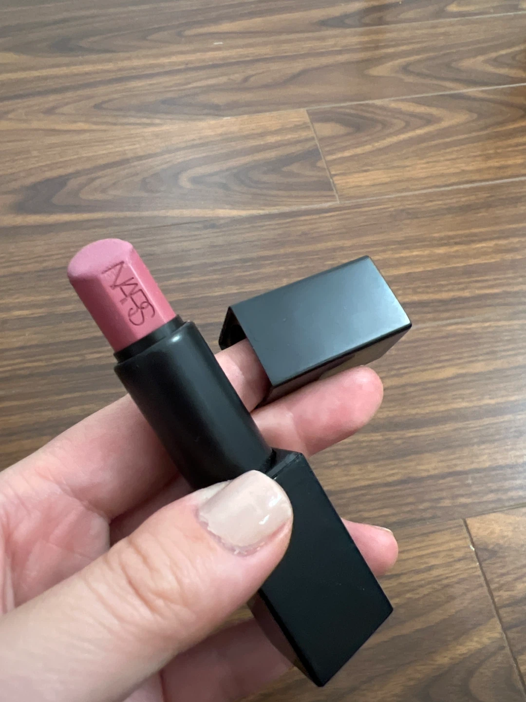 ⚽️ NARS Audacious Lipstick in Anna - photo 3