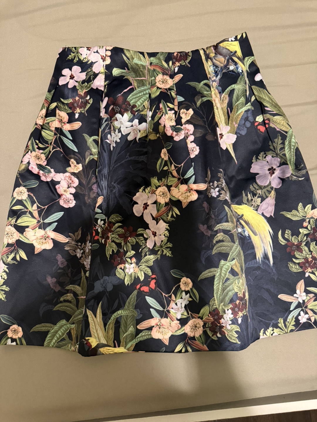 New H&M Floral Skirt US 4