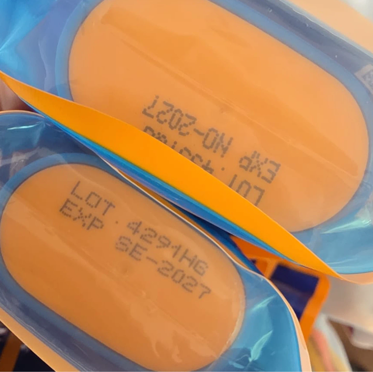 Shiseido Clear Sunscreen Stick SPF 50+ - photo 2