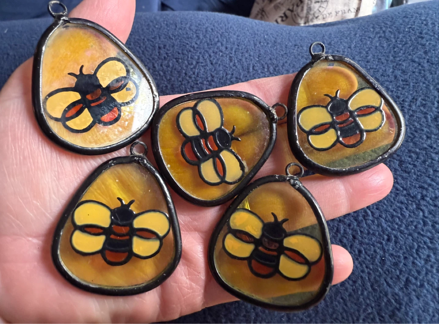 Set of 5 Stained Glass Bee Pendants - photo 2
