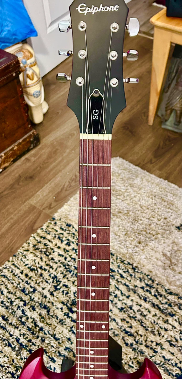Epiphone SG guitar - photo 4