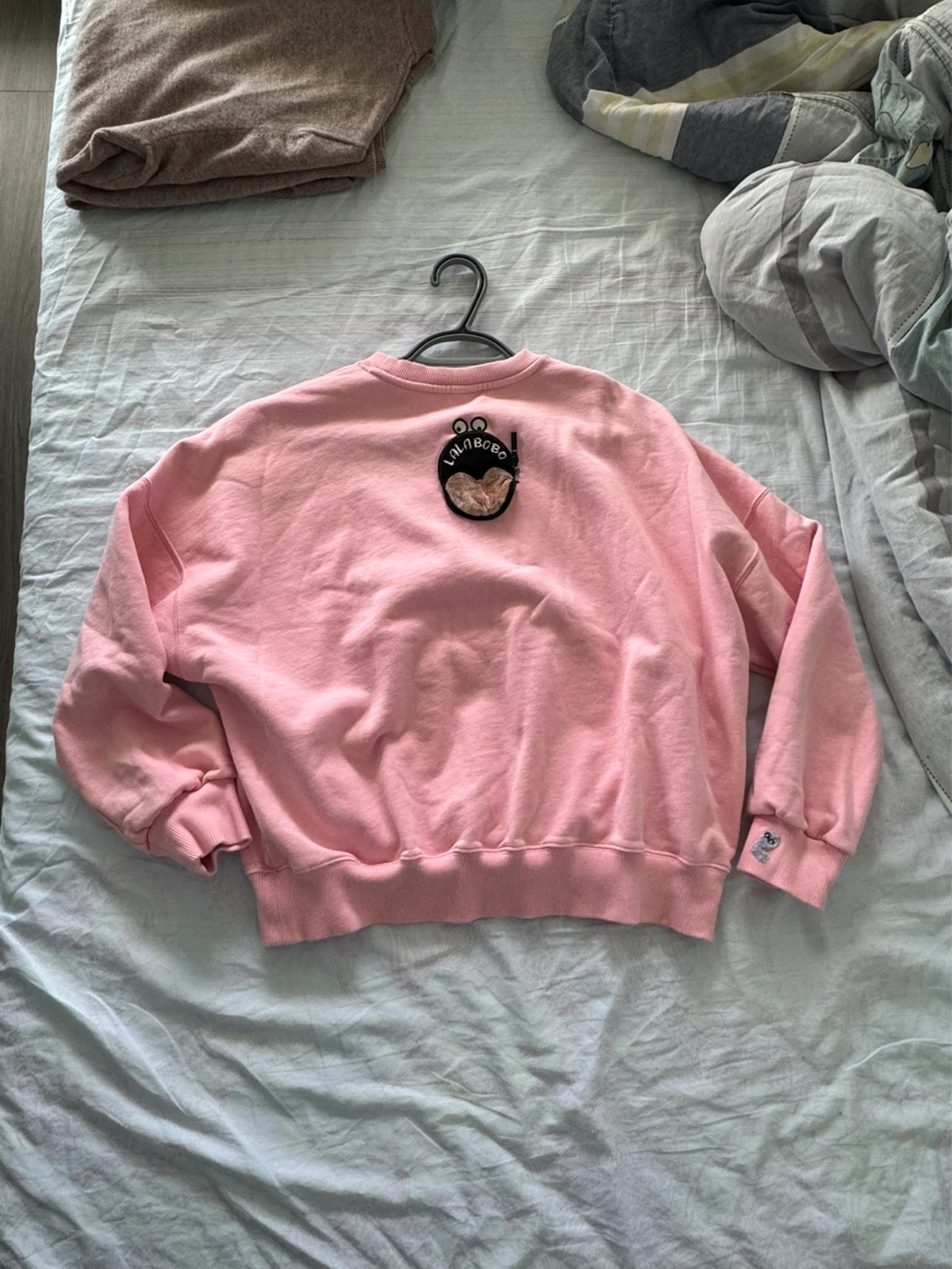cute pink hoodie - photo 2