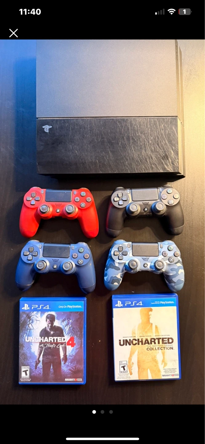 PlayStation 4 Console Bundle with 4 Controllers and Games