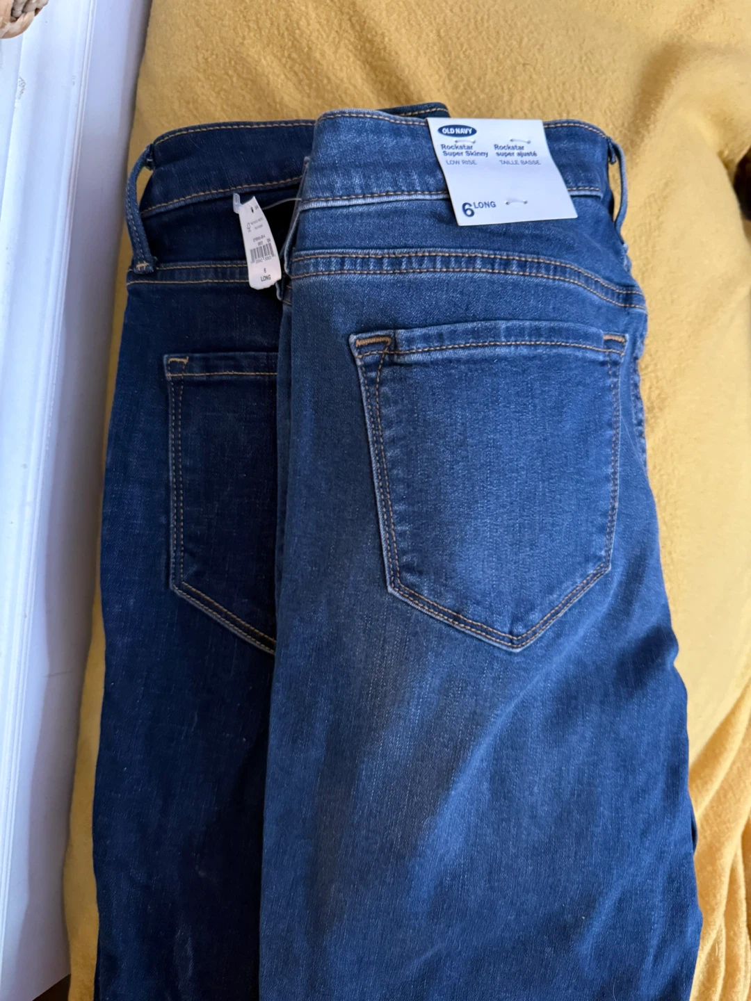 Old Navy  Jeans Size 6