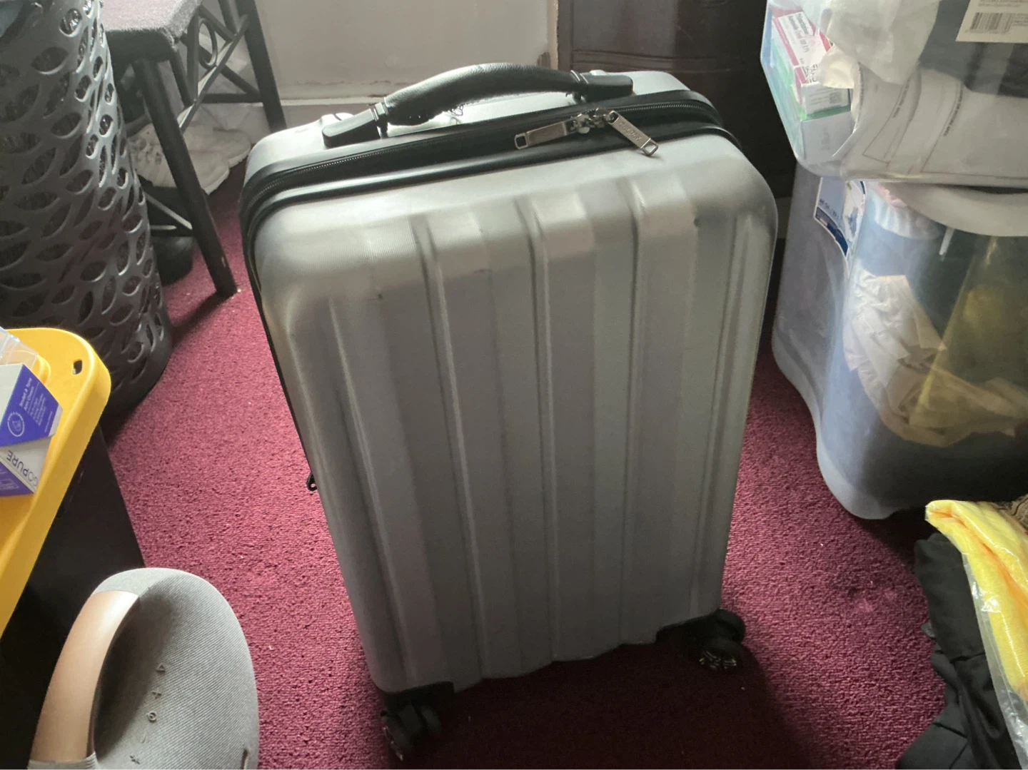 Silver Hardshell Spinner Suitcase ⚽
