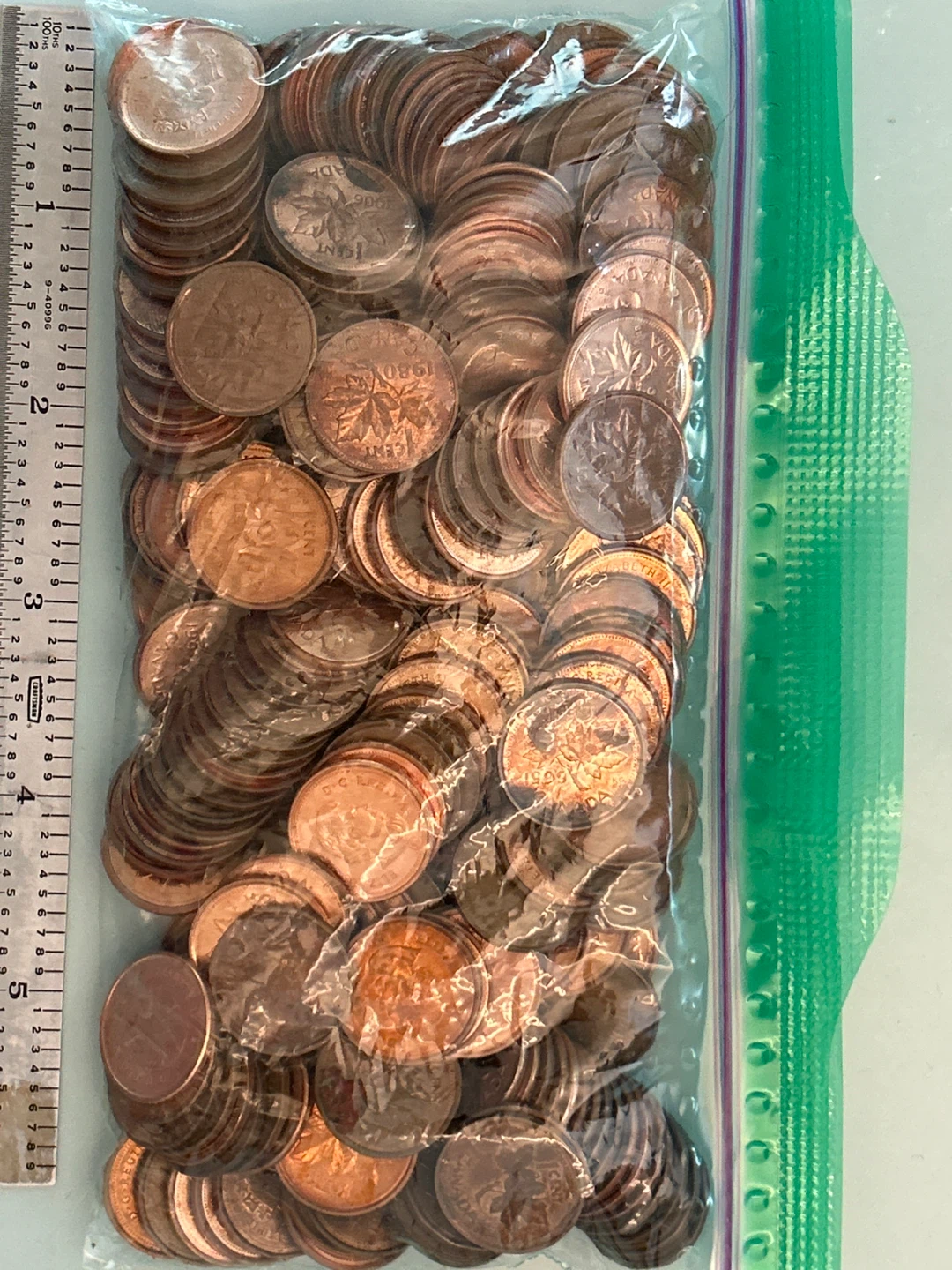 Bag of Canadian Pennies - photo 4