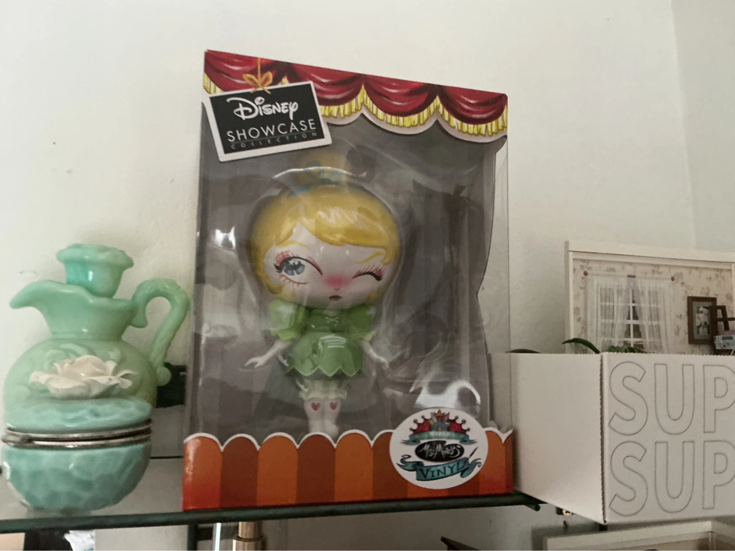 Disney Showcase Collection Vinyl Doll ⚽