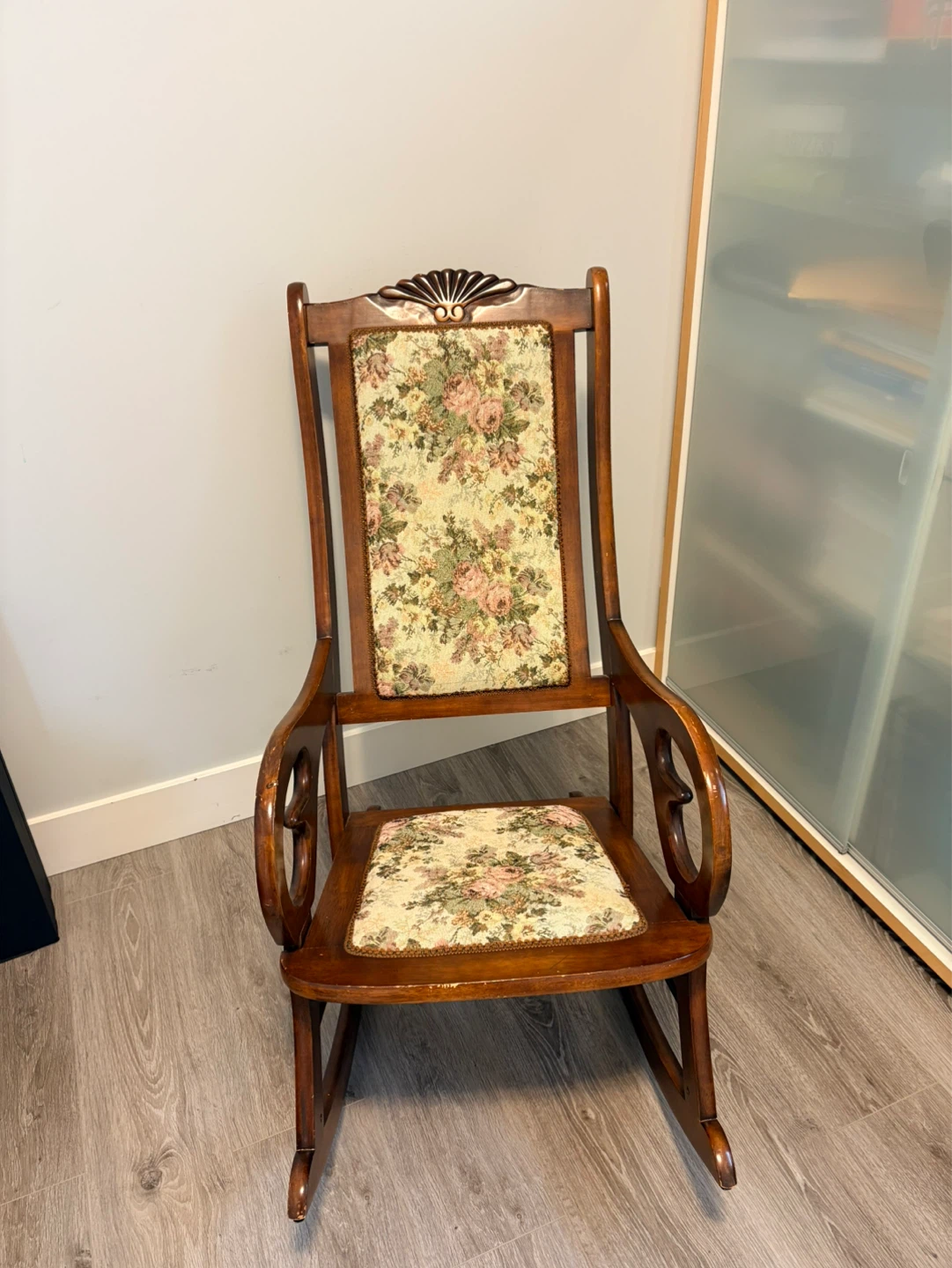Vintage Floral Rocking Chair