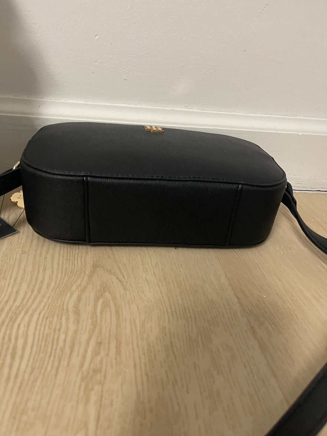 Tommy Hilfiger Black Camera Bag - photo 3