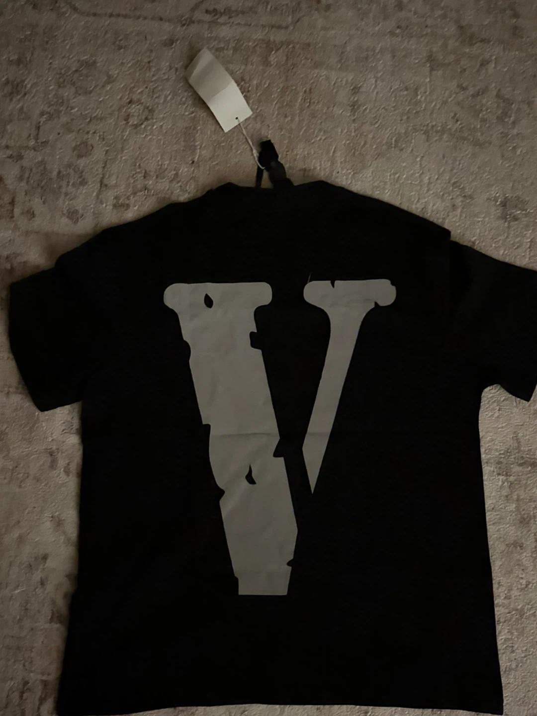 VLONE V Logo T-Shirt - photo 5