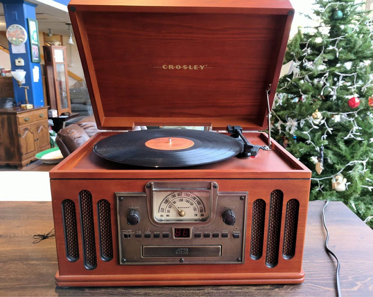 Crosley CR704 Record Player CD Player AM/FM Radio
