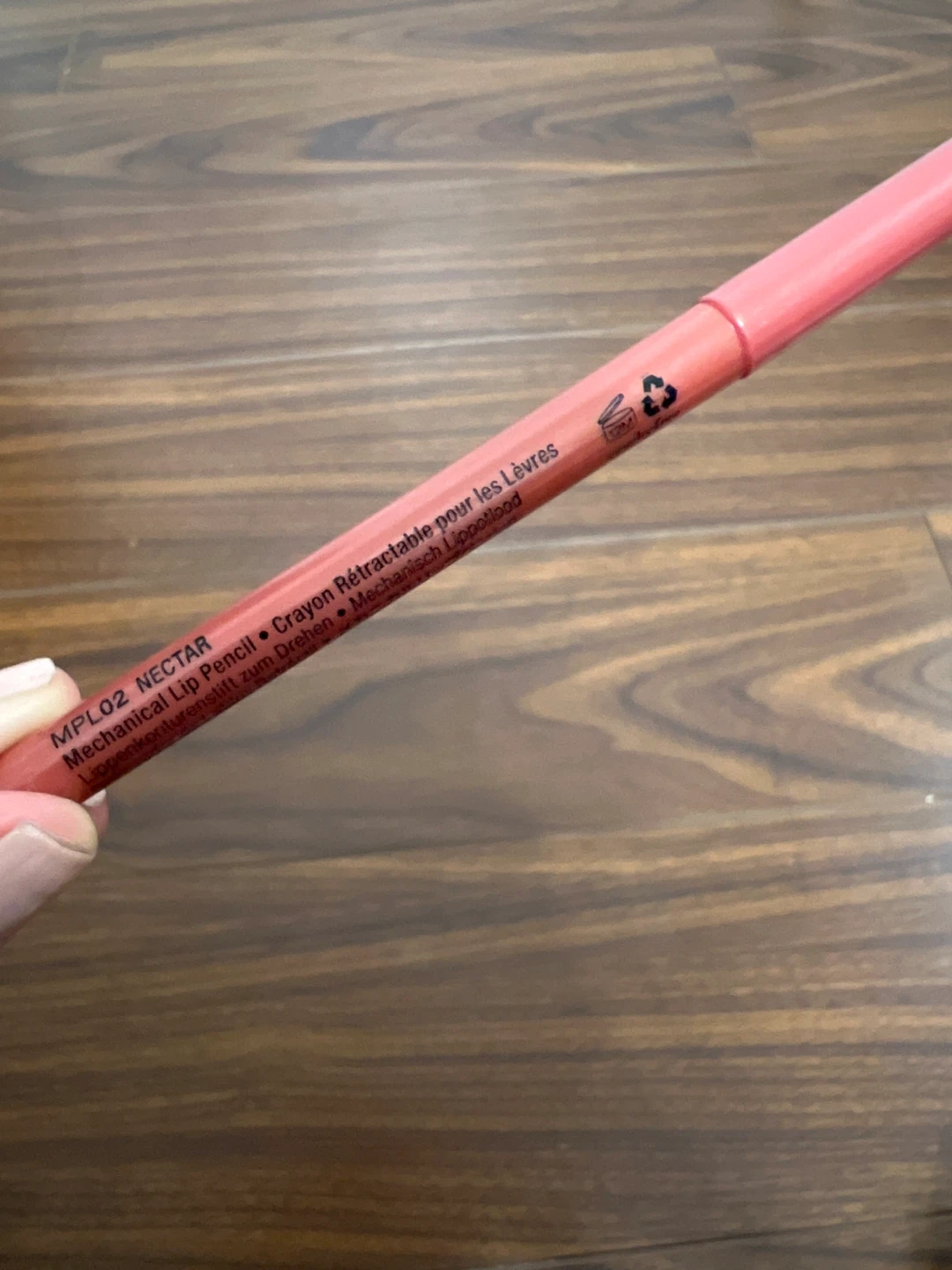 ⚽️ NYX Mechanical Lip Pencil - Nectar - photo 2
