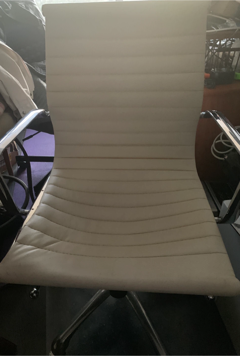 Beige Executive Office Chair ⚽