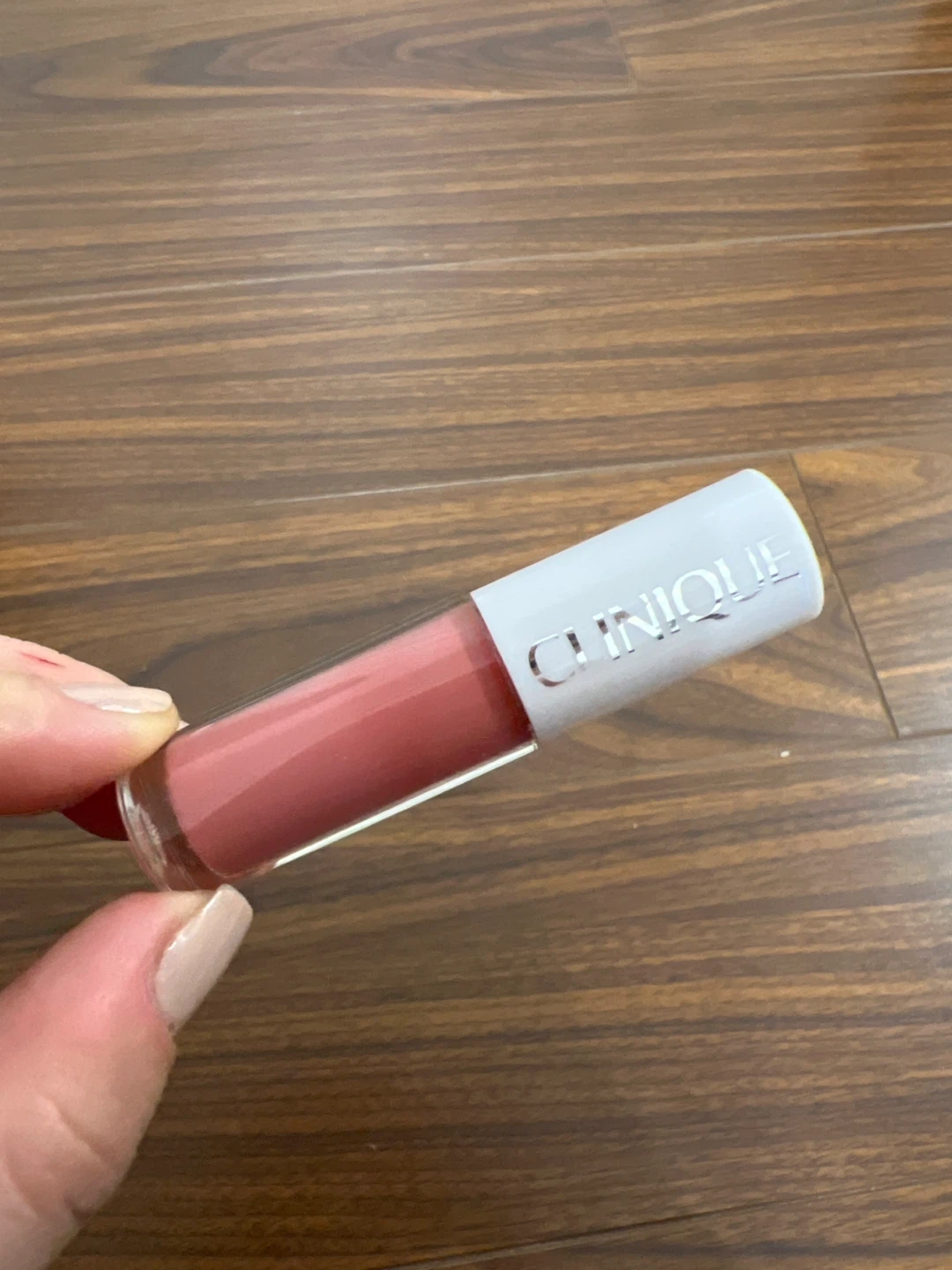 ⚽️Clinique Pop Splash Lip Gloss + Hydration Tenderheart 08