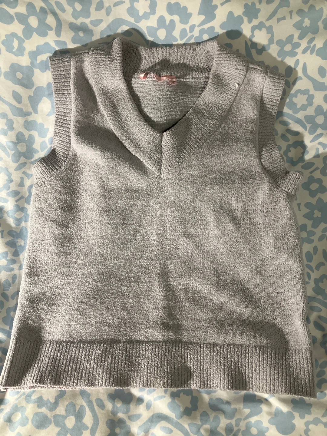 Light Purple V-Neck Sleeveless Sweater Vest