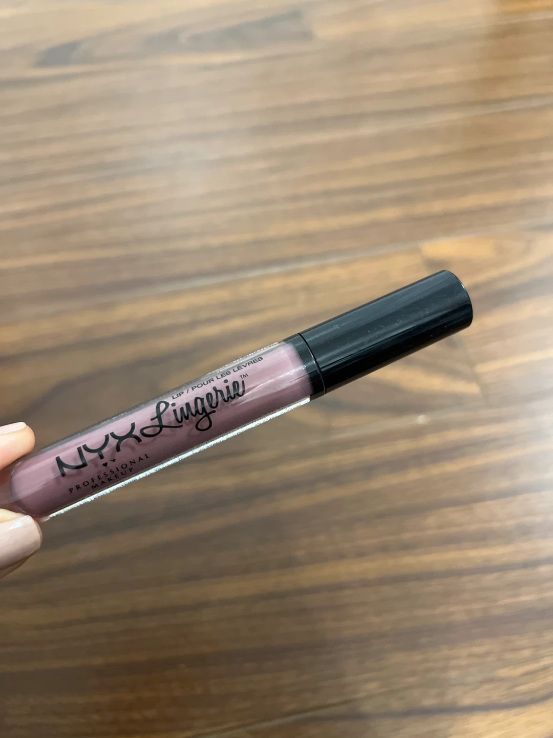 ⚽️ NYX Lingerie Liquid Lipstick - LIP02 embellishment