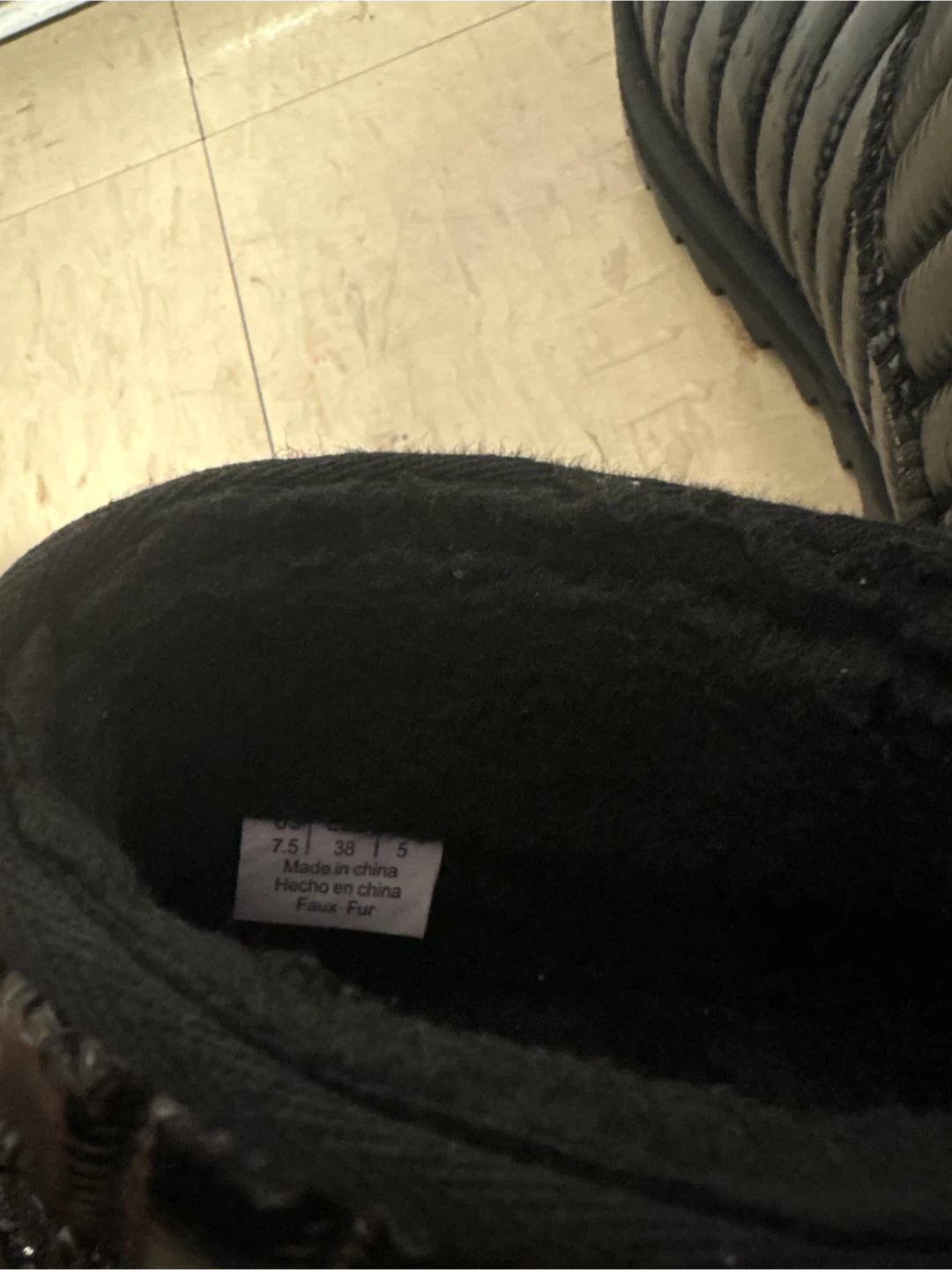 ALDO Women's Black Puffer Boots Size 7.5 - photo 4