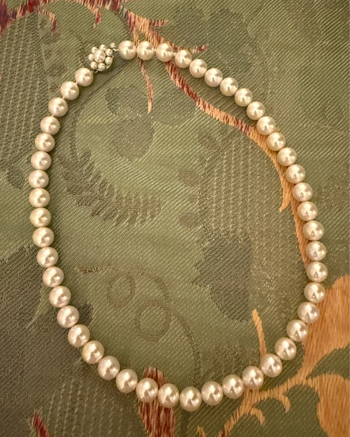 Pearl Necklace with Clasp⚽️