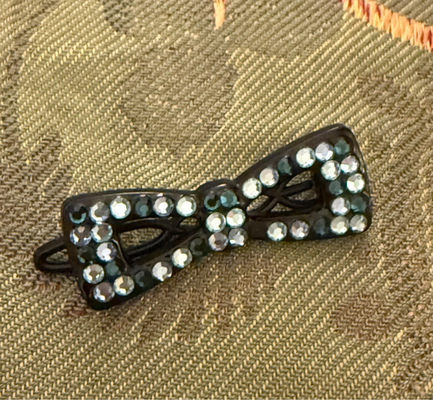 Sparkly Bow Hair Clip⚽️