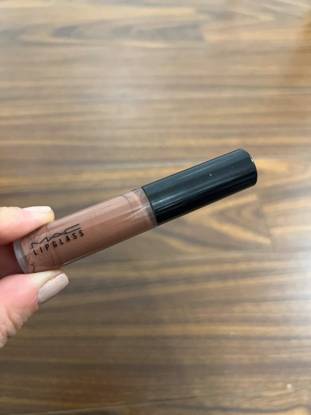 ⚽️MAC Lipglass A66 Spice